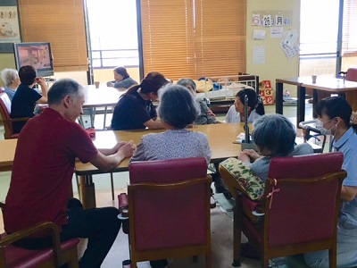 ≪湊川≫実務者~体験入社後に正社員になれる介護職