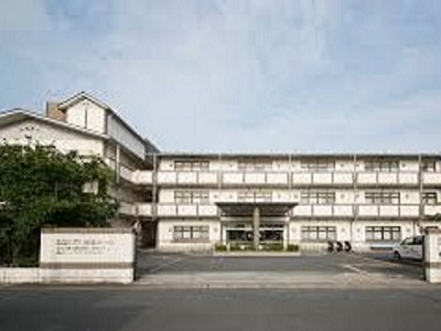 実務者~時給1350円の特養介護職|駅近&車通勤可|伏見竹田