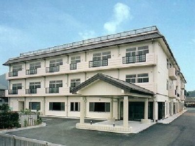 実務者研修修了時給1320円デイサービス介護職|餅つきやパン作り等レク多彩|掖上駅近