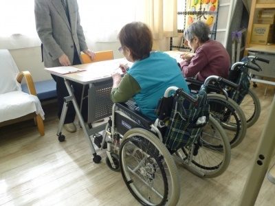 《吹田岸辺》正社員年収350万~☆老健の理学療法士