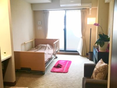 特養介護福祉士なら時給1350円|送迎バス有で通勤楽々|芦屋